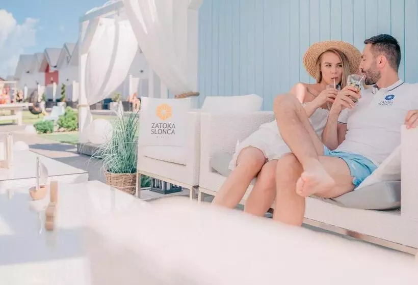 استراحتگاه Zatoka Slonca   Domki Z Basenem, Wifi I Parking W Cenie!