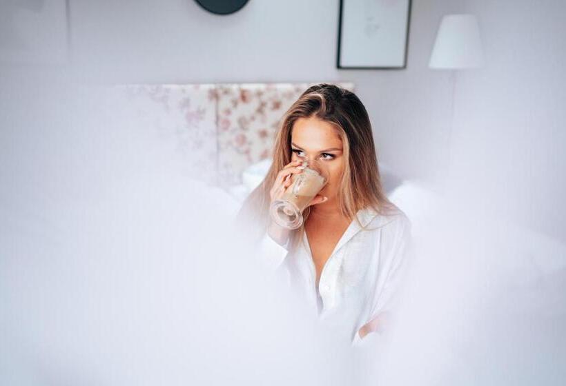 酒店 Restauracja Balton