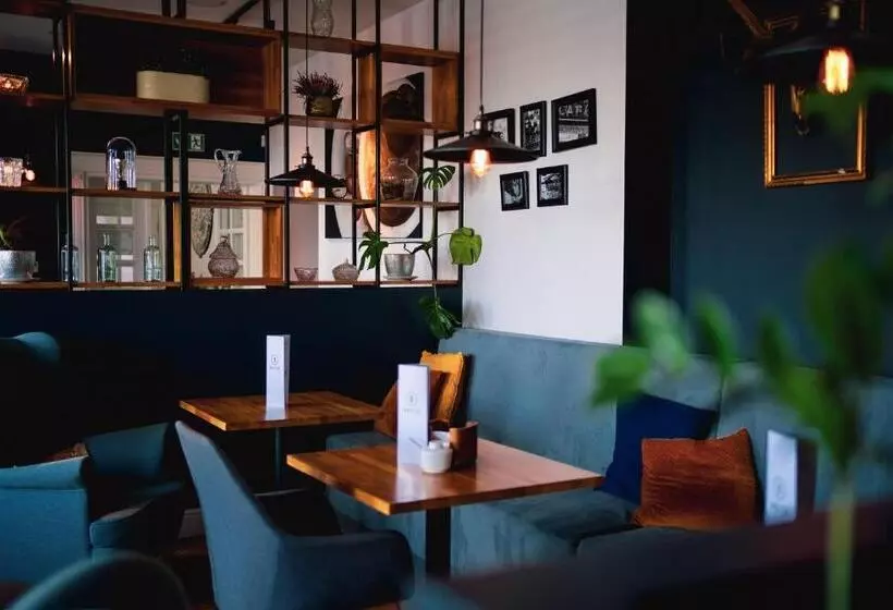 ホテル Restauracja Balton