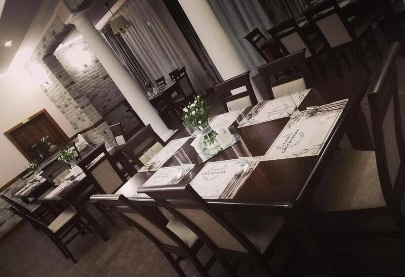 호스텔 Grochowiak