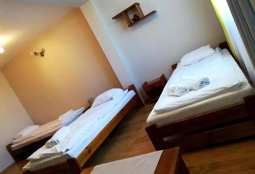 Retkeilymaja Grochowiak