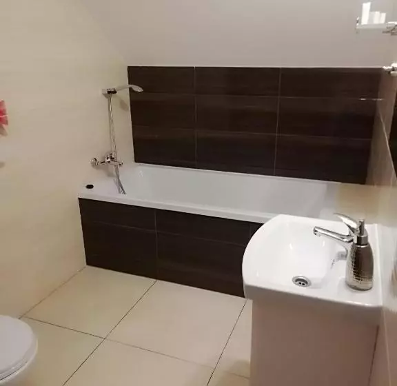 Retkeilymaja Grochowiak