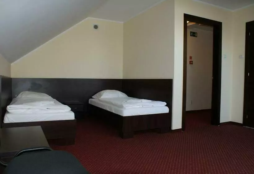 Retkeilymaja Rogatka