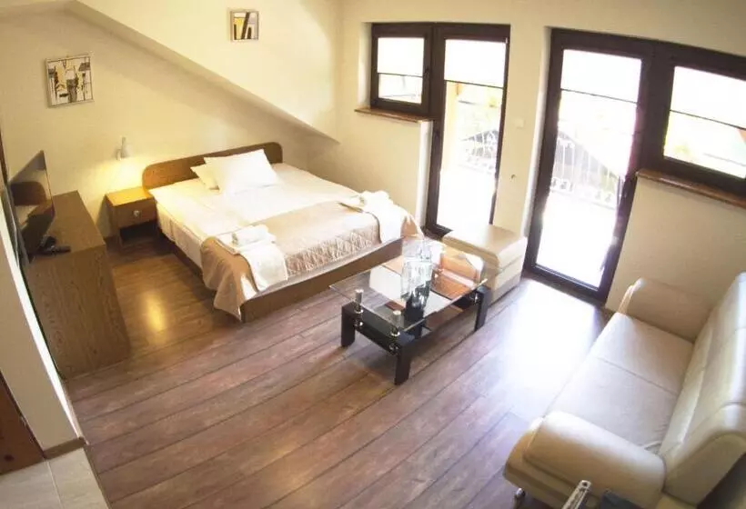 Retkeilymaja Zajazd Beskidy