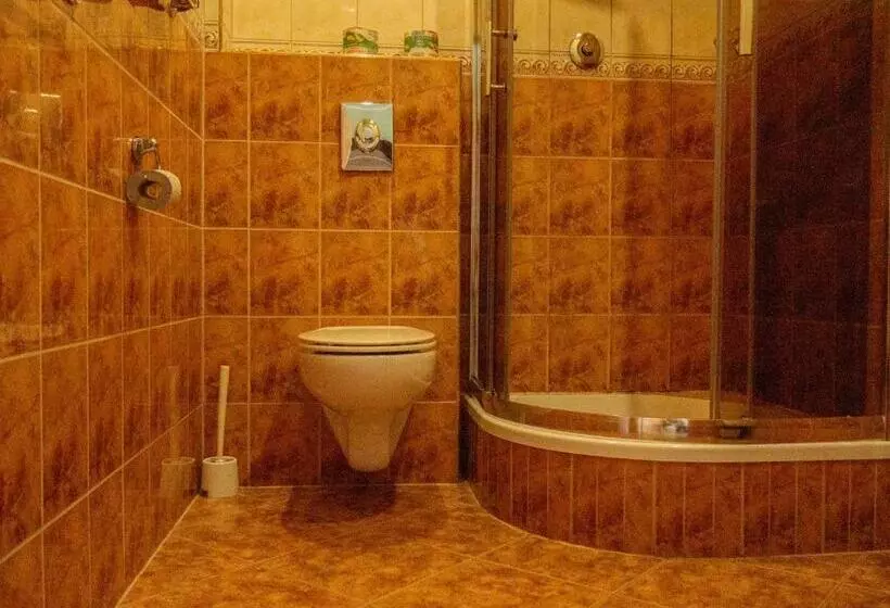 Aamiaismajoitus (B&B) Ani Konferencje Imprezy Wypoczynek