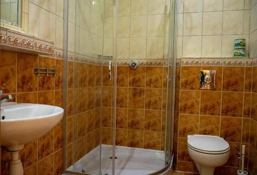 Aamiaismajoitus (B&B) Ani Konferencje Imprezy Wypoczynek