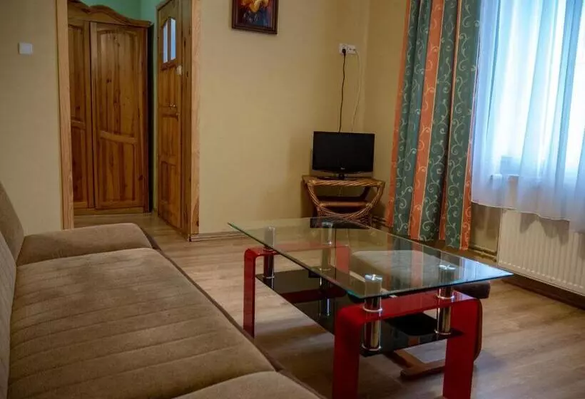 Aamiaismajoitus (B&B) Ani Konferencje Imprezy Wypoczynek