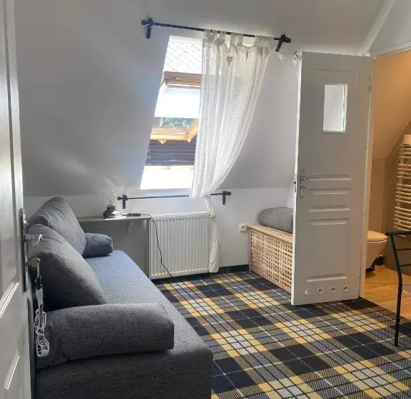 تختخواب و صبحانه Apartamenty Miluchna
