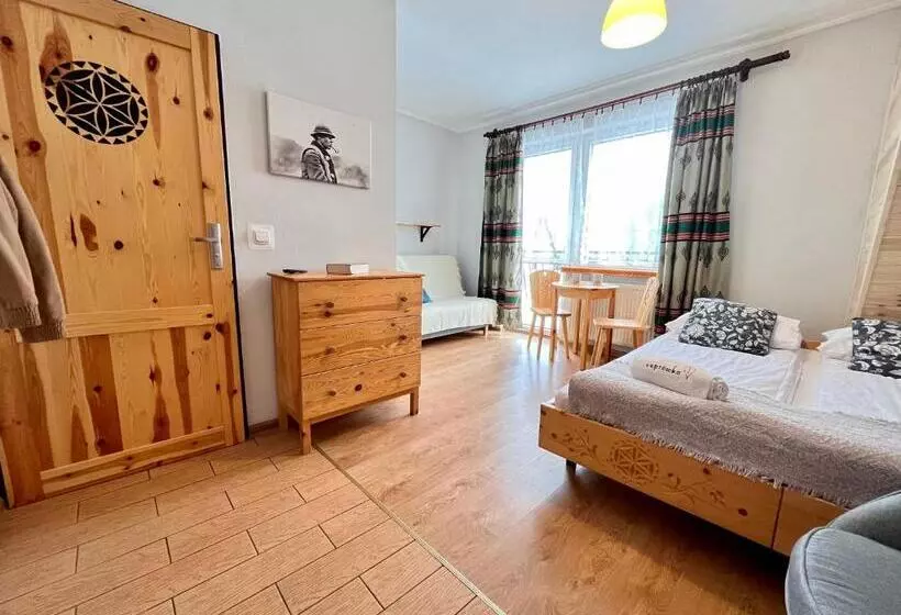 Aamiaismajoitus (B&B) Ceprówka Family Friendly