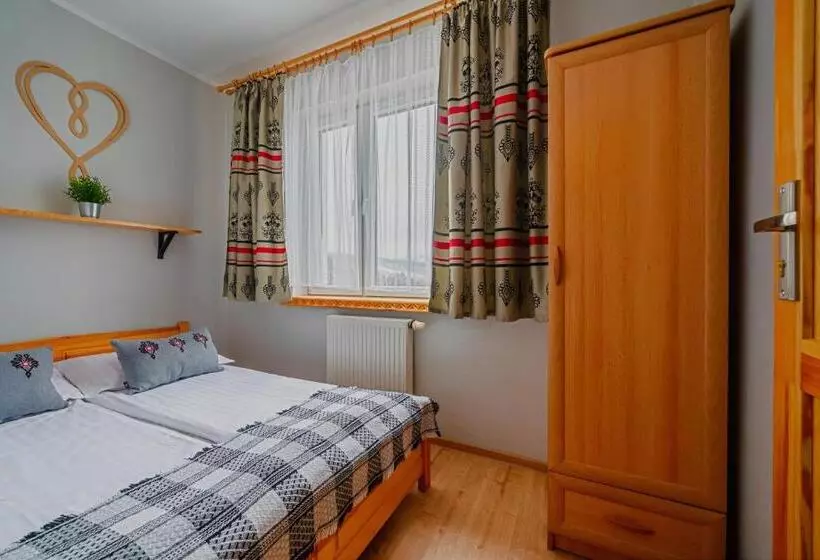 Aamiaismajoitus (B&B) Ceprówka Family Friendly