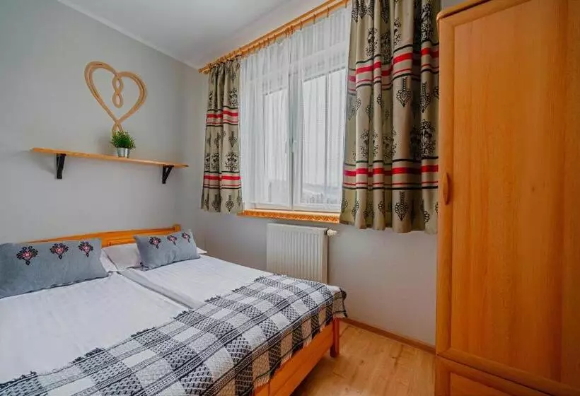 Aamiaismajoitus (B&B) Ceprówka Family Friendly