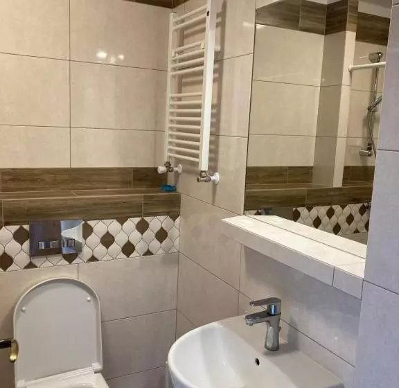 Aamiaismajoitus (B&B) Dom Wczasowy Dorja