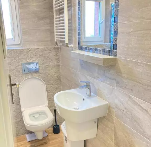 Aamiaismajoitus (B&B) Dom Wczasowy Dorja