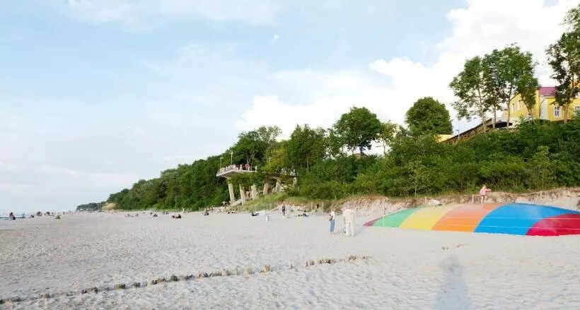 Aamiaismajoitus (B&B) Dw California