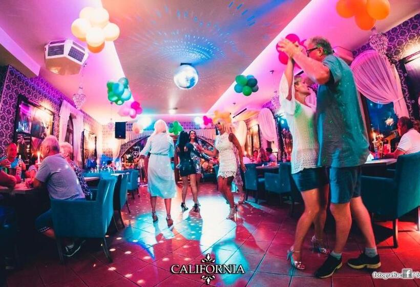 צימר Dw California