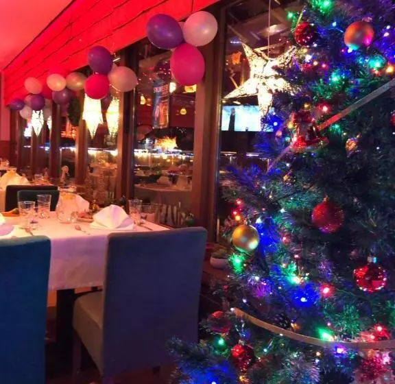 Aamiaismajoitus (B&B) Dw California