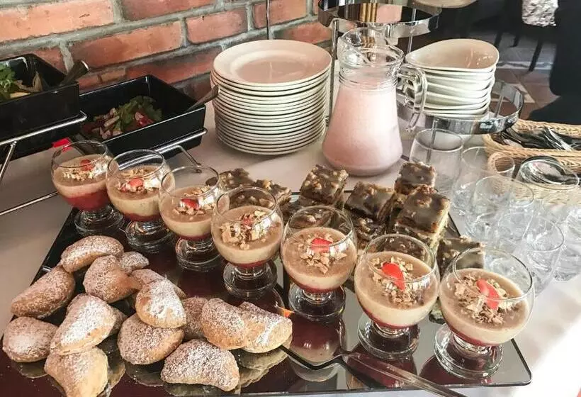 Aamiaismajoitus (B&B) Dw California