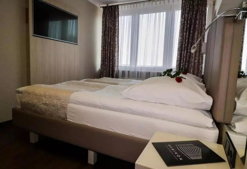 Aamiaismajoitus (B&B) Kompleks Restauracyjno Noclegowy Rubikon