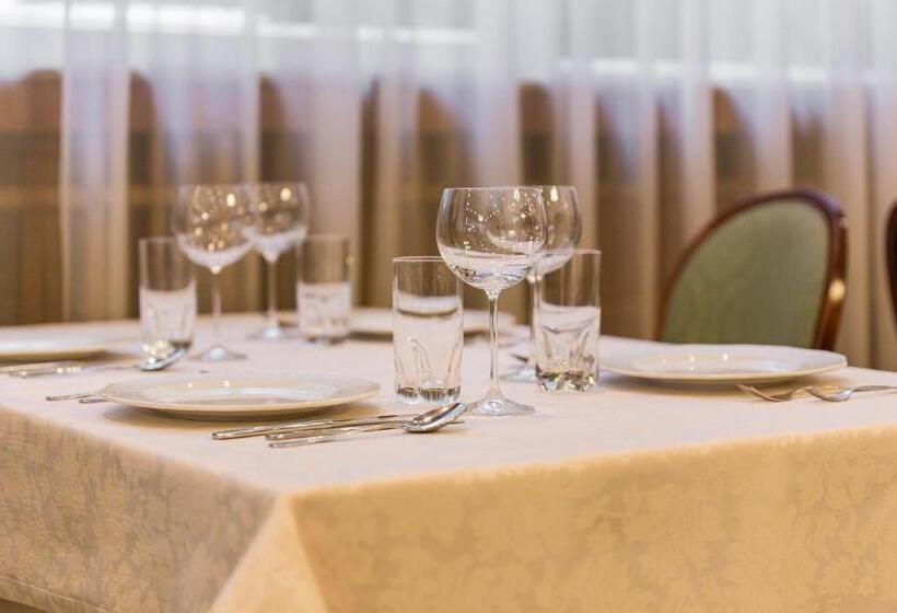 민박 Kompleks Restauracyjno Noclegowy Rubikon