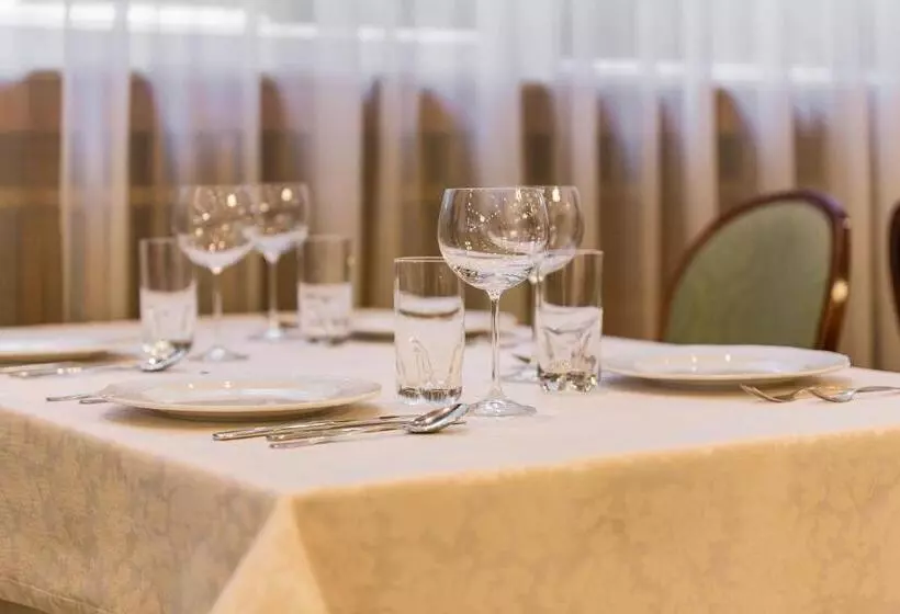Aamiaismajoitus (B&B) Kompleks Restauracyjno Noclegowy Rubikon