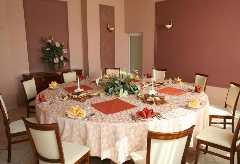 Aamiaismajoitus (B&B) Kompleks Restauracyjno Noclegowy Rubikon