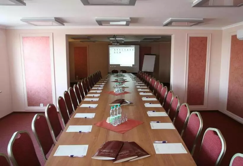 Aamiaismajoitus (B&B) Kompleks Restauracyjno Noclegowy Rubikon