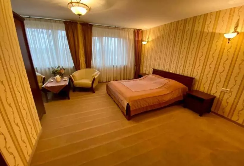 Aamiaismajoitus (B&B) Kompleks Restauracyjno Noclegowy Rubikon