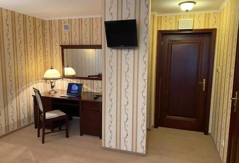 Aamiaismajoitus (B&B) Kompleks Restauracyjno Noclegowy Rubikon