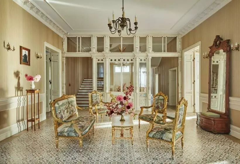 Aamiaismajoitus (B&B) Pałac W Orli   Pokoje, Restauracja