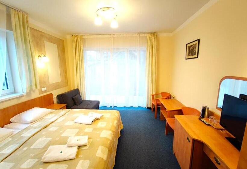 민박 Rezydencja 5 Dębów