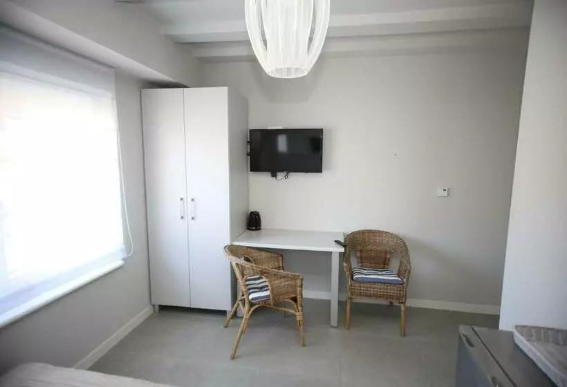 Aamiaismajoitus (B&B) Villa Sanibel