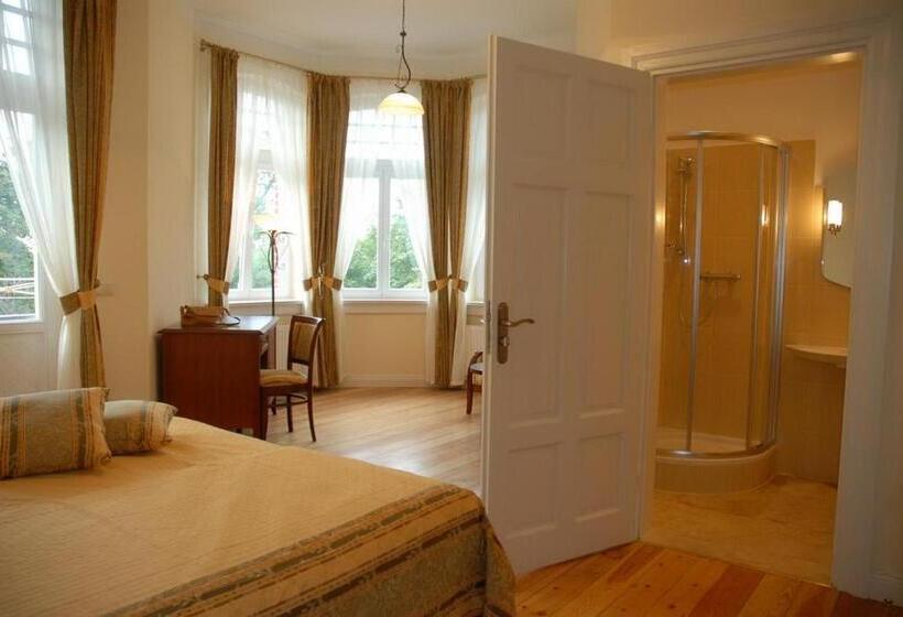 تختخواب و صبحانه Villa Stella Maris