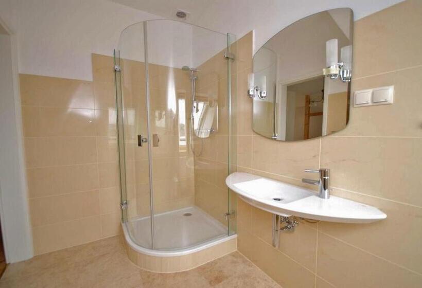 تختخواب و صبحانه Villa Stella Maris