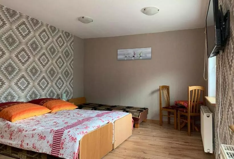 Aamiaismajoitus (B&B) Willa Justynka