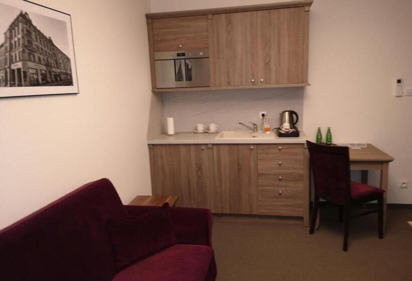 ベッドアンドブレックファースト Willa Medica