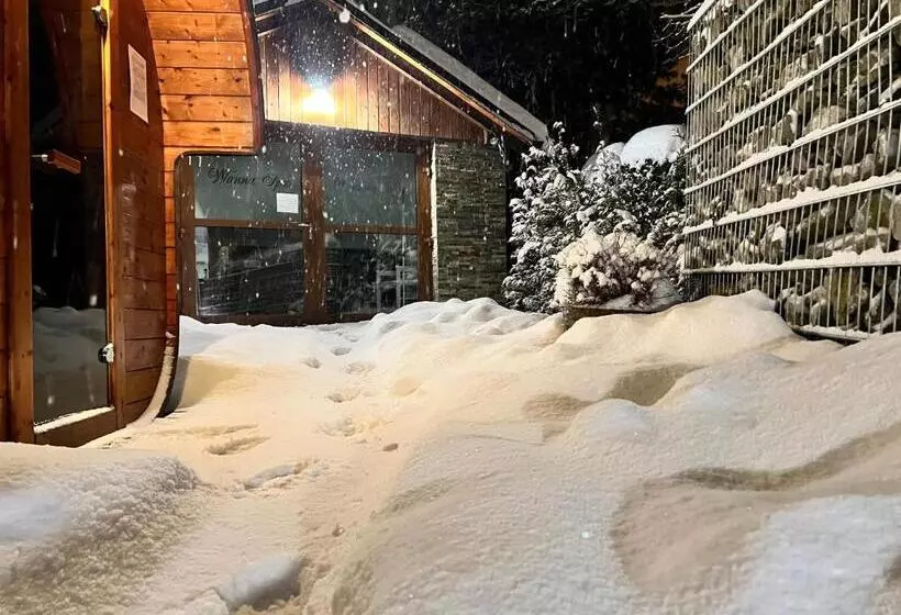 Aamiaismajoitus (B&B) Willa Pod Czantorią Spa Ustroń