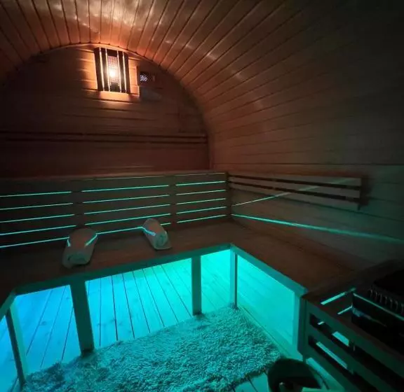 Aamiaismajoitus (B&B) Willa Pod Czantorią Spa Ustroń