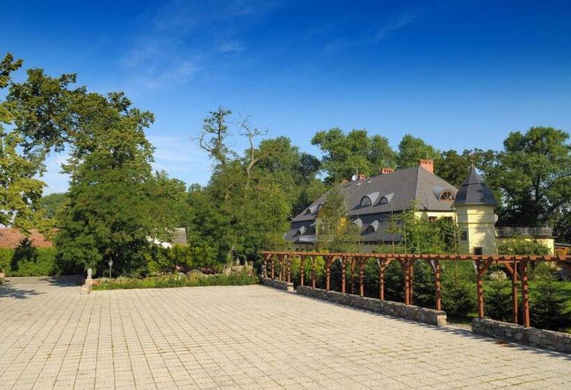 호텔 Dworek Pod Herbem