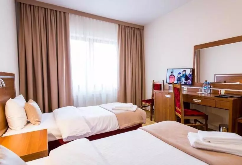 ホテル Elgrom Falenty Park