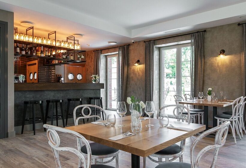 בית מלון כפרי Leśny Dwór