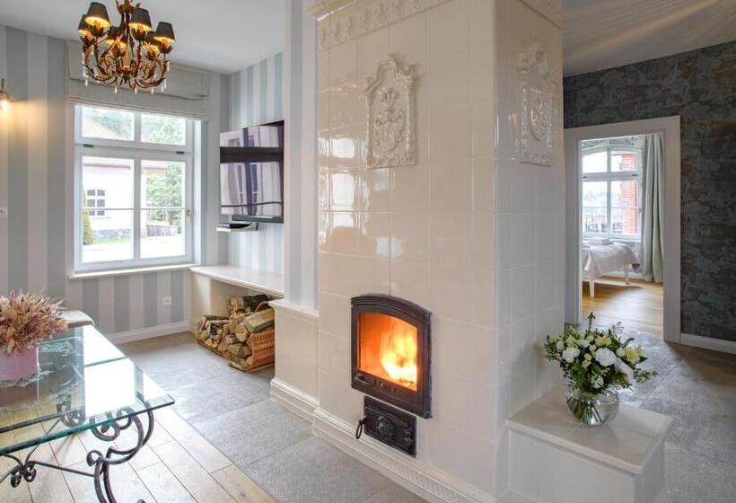 בית מלון כפרי Leśny Dwór