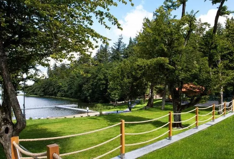 Hotelli Leśny Dwór