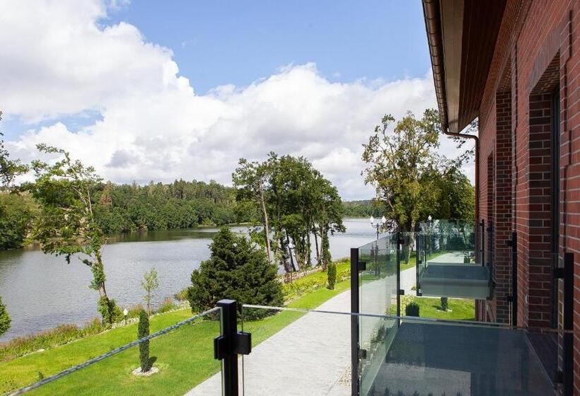 בית מלון כפרי Leśny Dwór