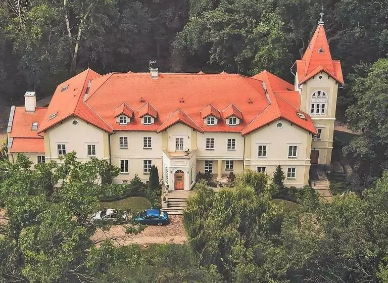 Hotelli Pałac Kobylin