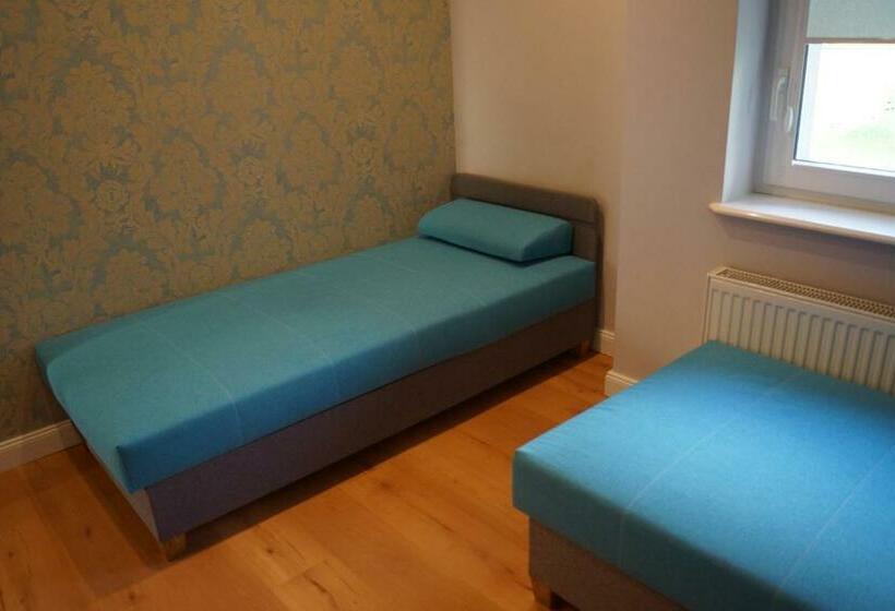 酒店 White Lake Villa