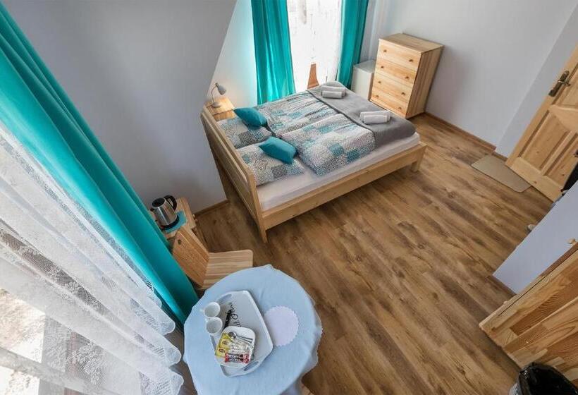 پانسیون Willa Aziza