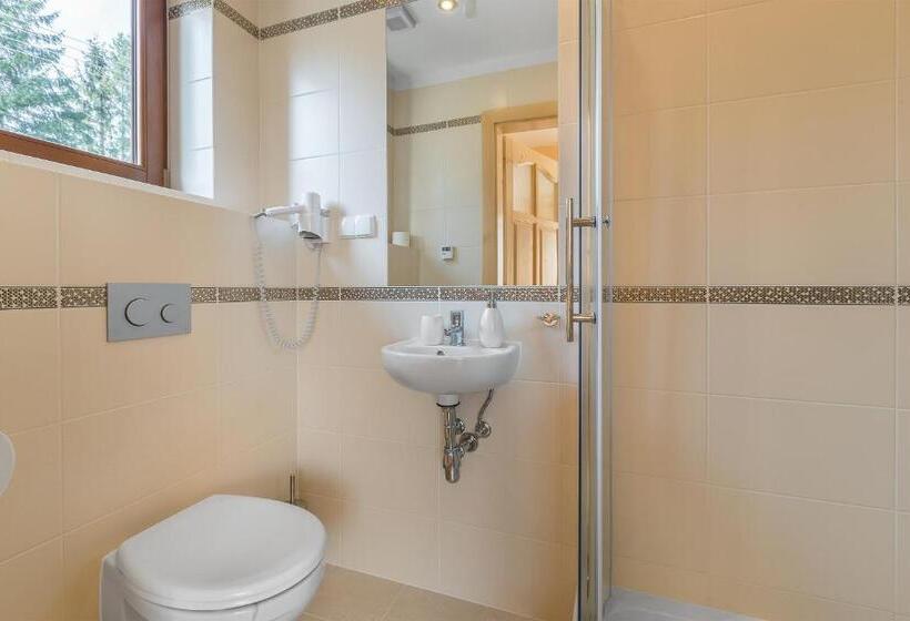 پانسیون Willa Aziza