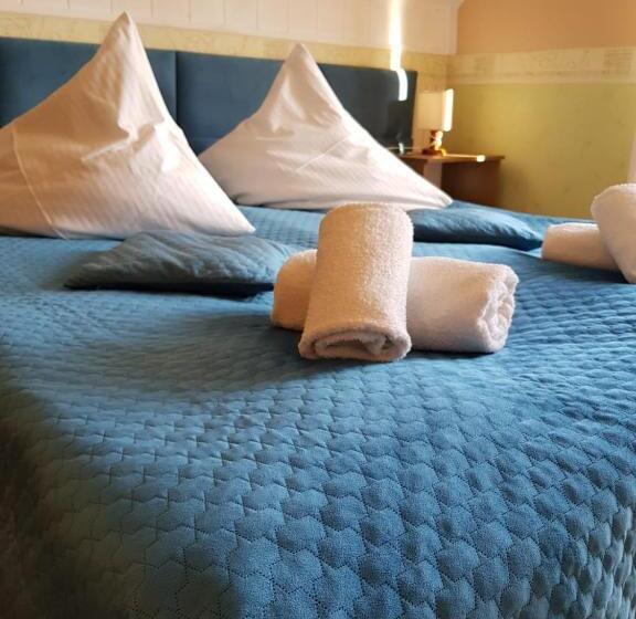 펜션 Willa Zachodni Brzeg