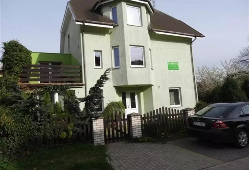 Majatalo Willa Zachodni Brzeg