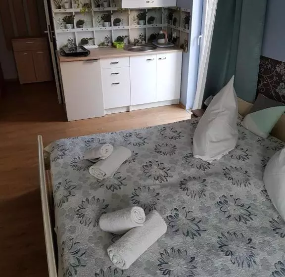 Majatalo Willa Zachodni Brzeg